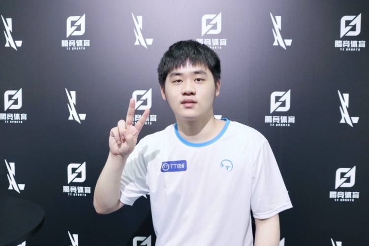 关键比赛中 关键比赛中