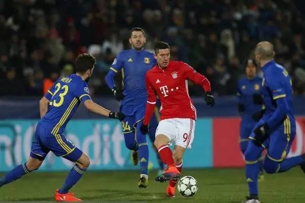 他需要在更 他需要在更