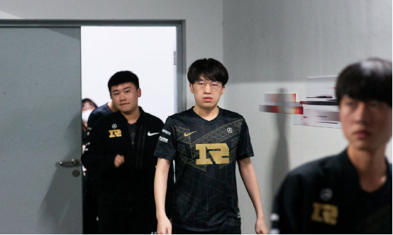 在亚冠小组